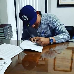 Meet your Posher, Fernando